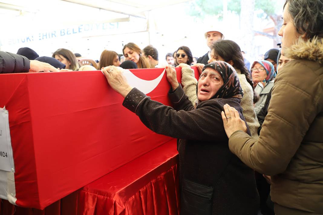 Şehitlere son veda - Resim: 17